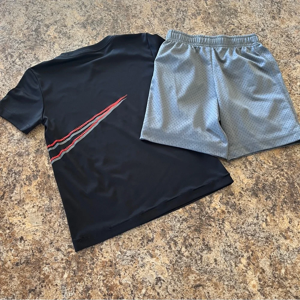 Nike Boys Dri-Fit Short Sleeve Tee Gym Shorts Athletic Sporty Matching Set Sz 6